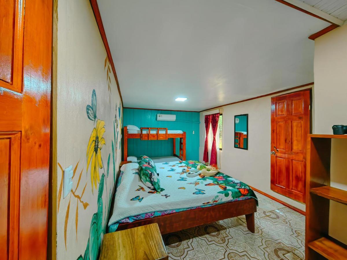 Hotel Gitana Corcovado, Y Tour Operador Drakes Bay Esterno foto